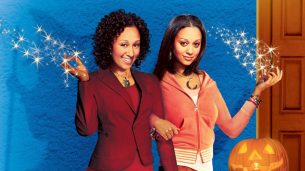 Twitches (2005)